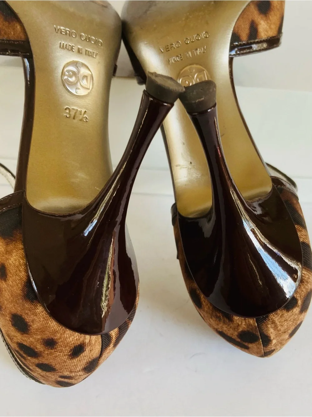 Dolce & Gabbana brown black animal print heels 37.5